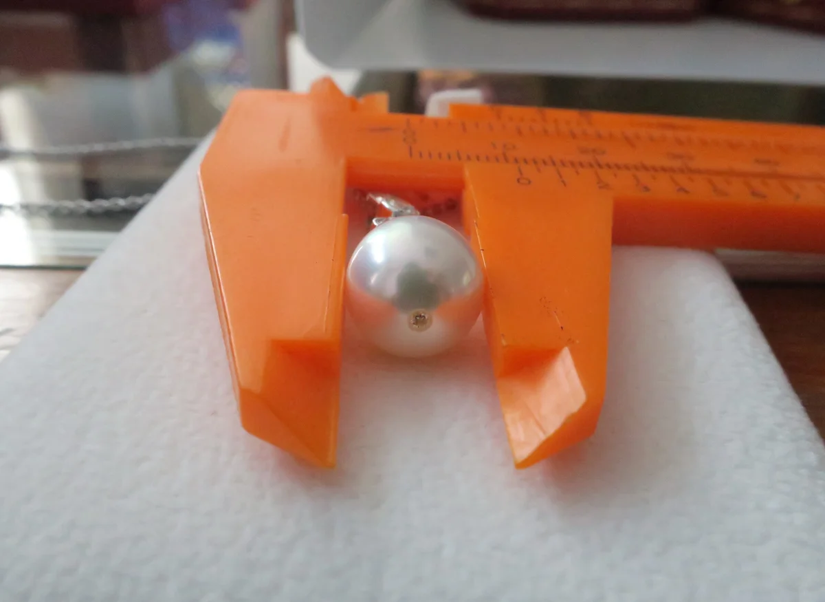 天然 南洋白色珍珠項鍊/吊墬 鑲崁鑽石樣式 高貴典雅 圖5